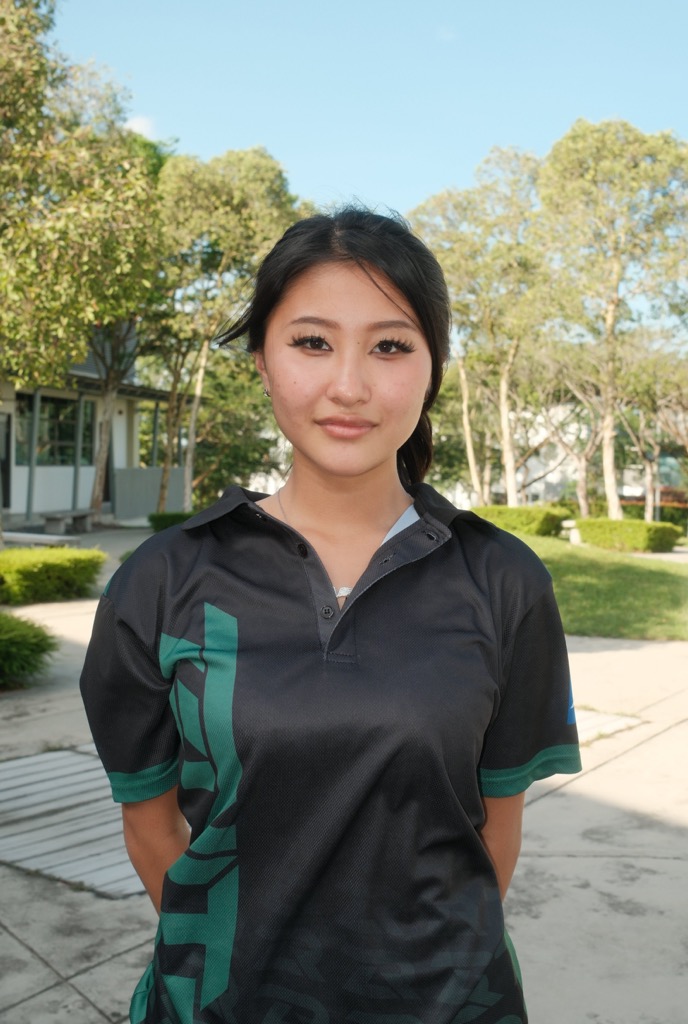 Rimi Dozono, Graphics and Marketing Manager